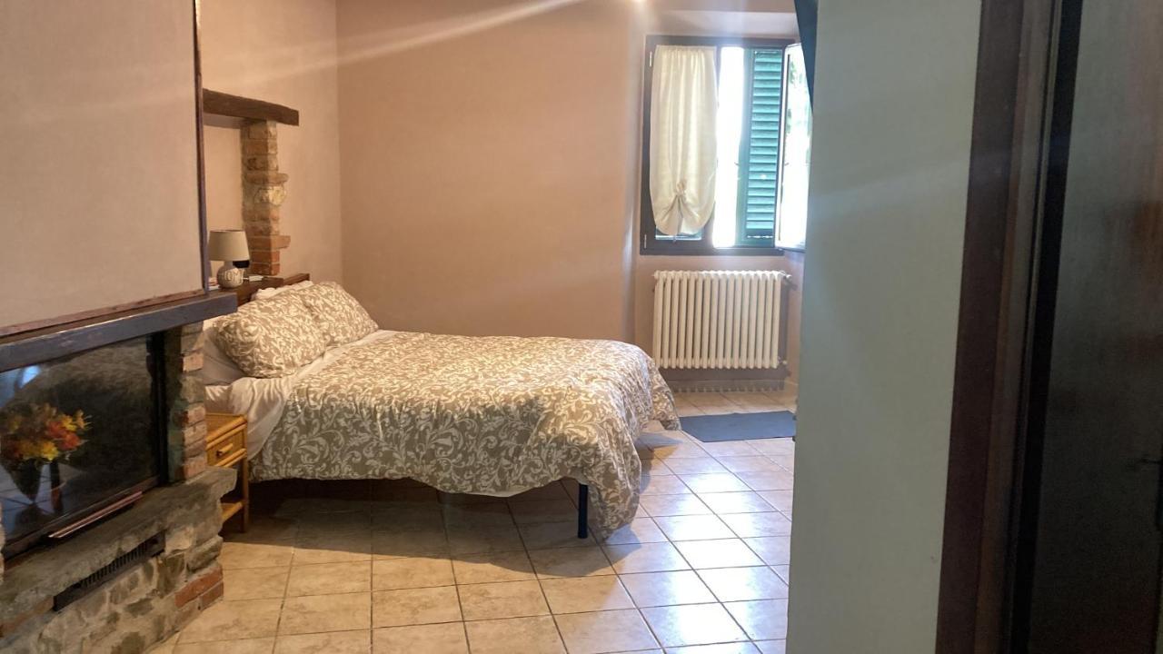 Da Valentino E Manuela Apartment Barberino di Mugello Ngoại thất bức ảnh